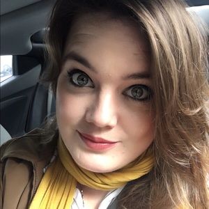 Meet your Posher, Katherine